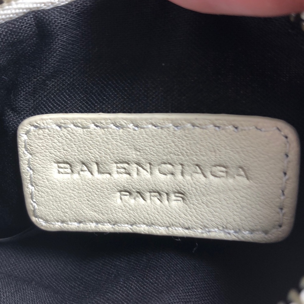 Balenciaga makeup bag - Picture 3 of 9